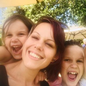 Meet your Posher, Tiare